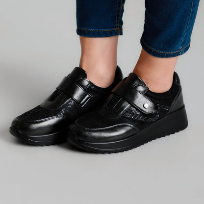 Zapatos con Plataforma y Amortiguación: Comodidad y Estilo en Cada Paso