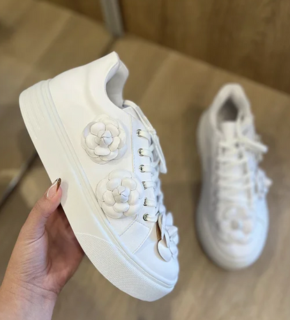 Zapatillas Viviane: Charme Floral y Confort para el Invierno