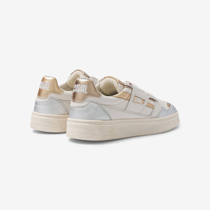 Sneakers "Metal Majesty": La Fusión Retro-Sportswear y el Confort Supremo