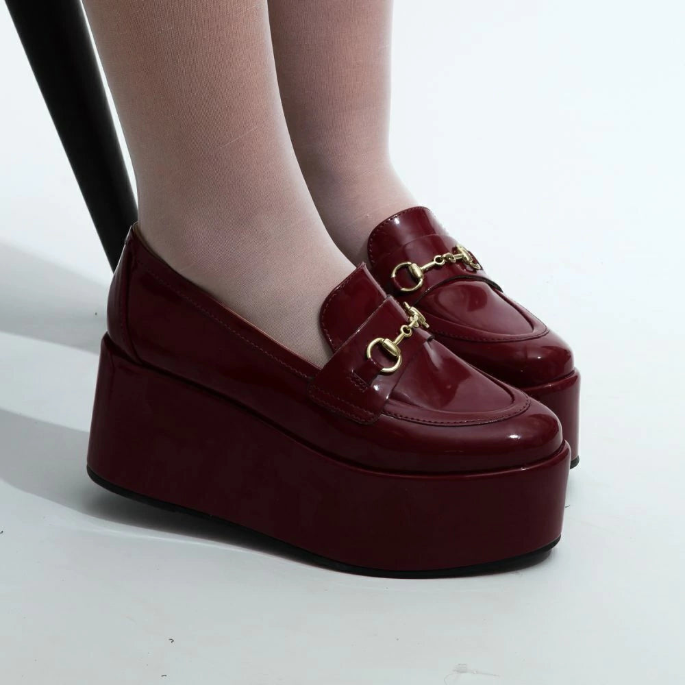 Mocasín Plataforma Fabiana: Estilo Elevado y Confort Total